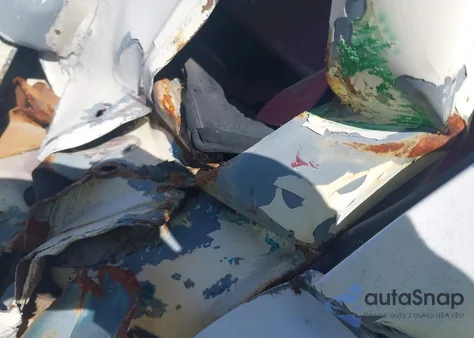 1982 Ford F100 z USA, uszkodzony, nr VIN 1FTCF10F3CUA15563